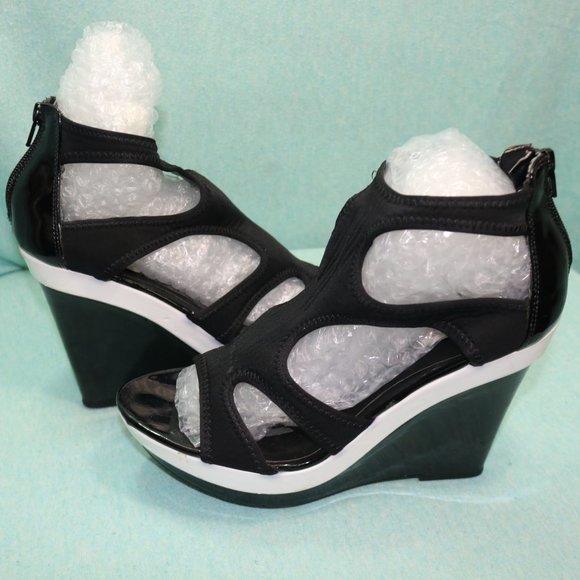 Simply Vera - Vera Wang Wedge Heels size 9 - Picture 1 of 15